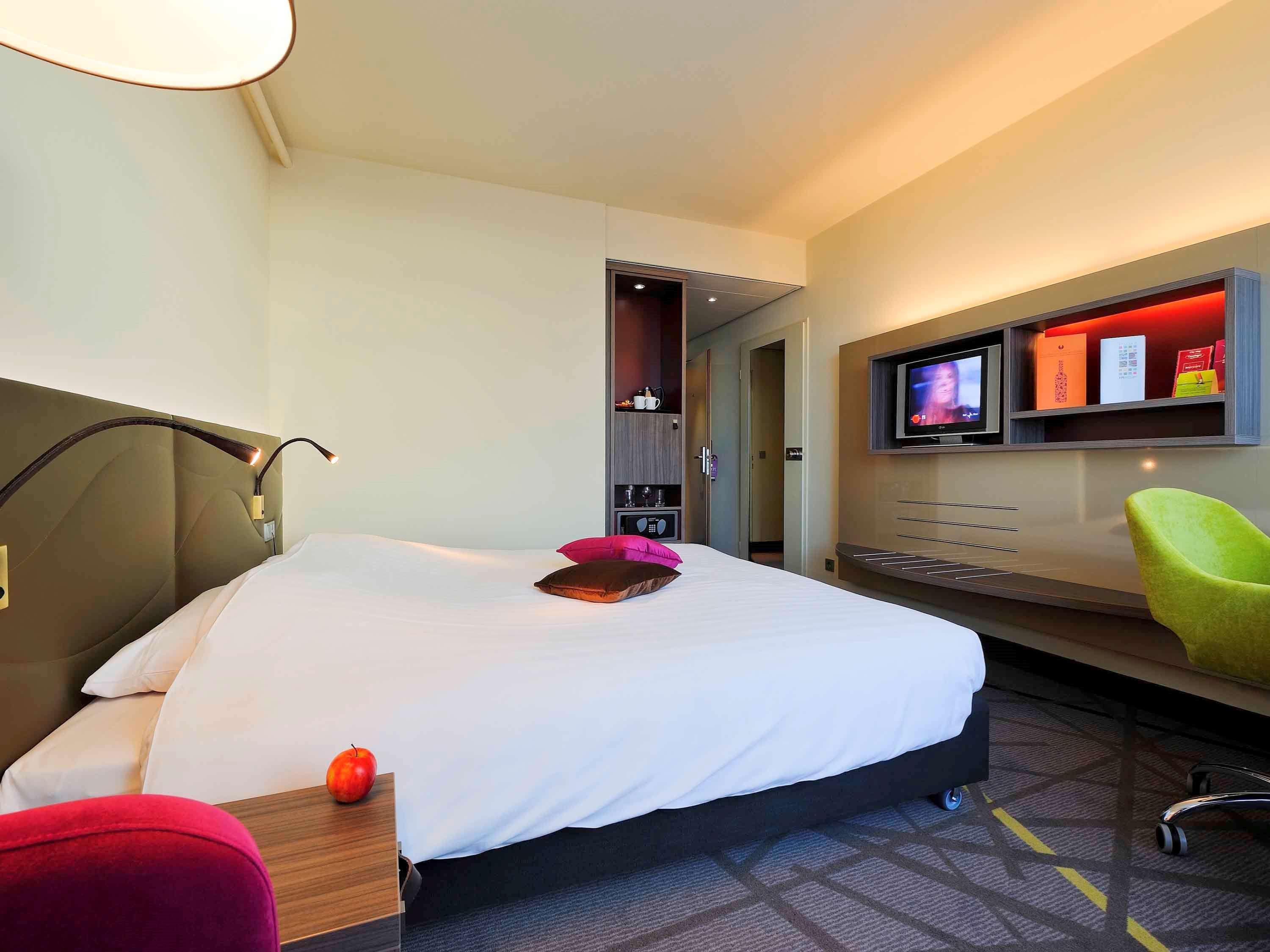 Mercure Hotel Groningen Martiniplaza Exterior photo