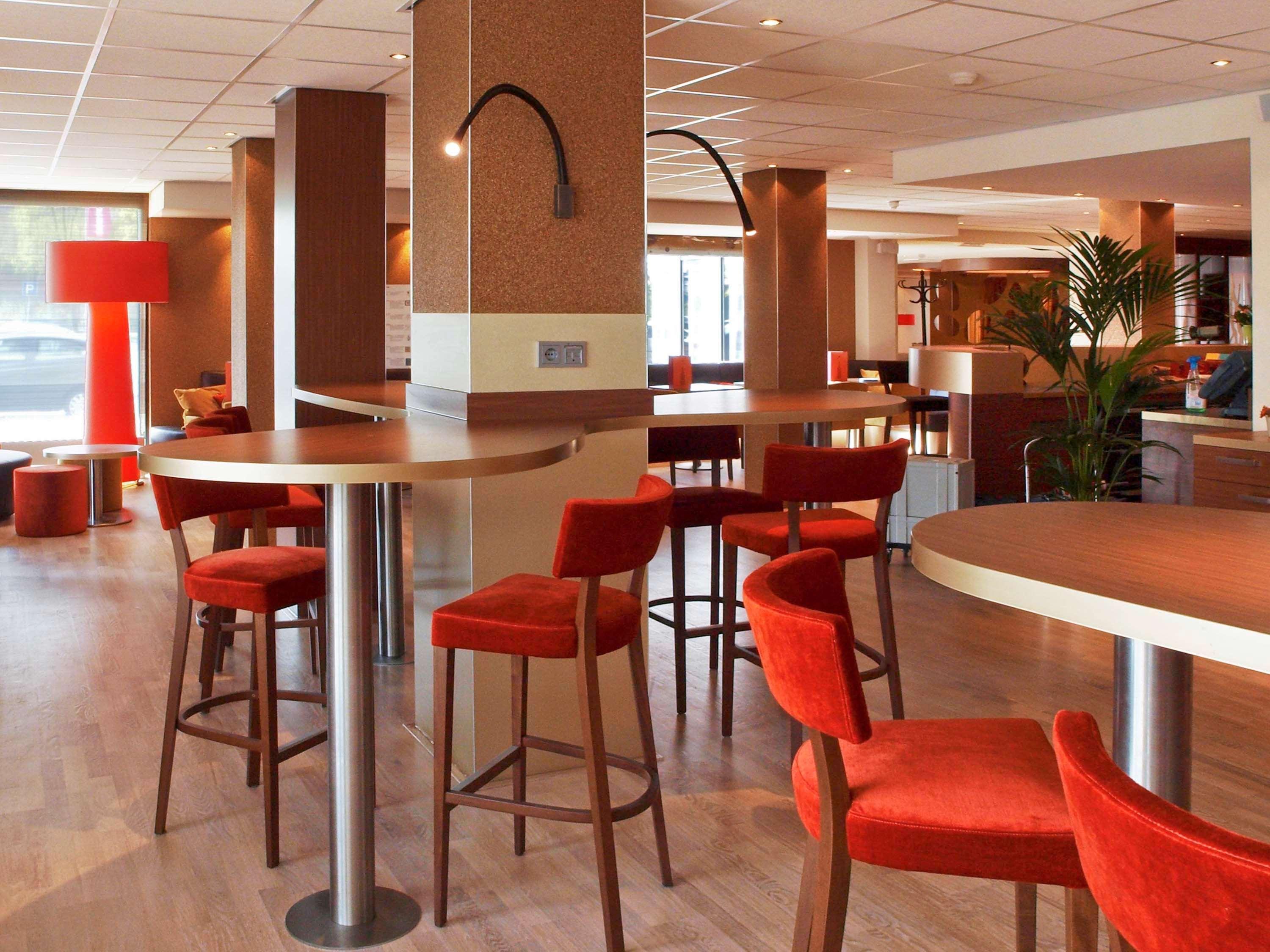 Mercure Hotel Groningen Martiniplaza Exterior photo