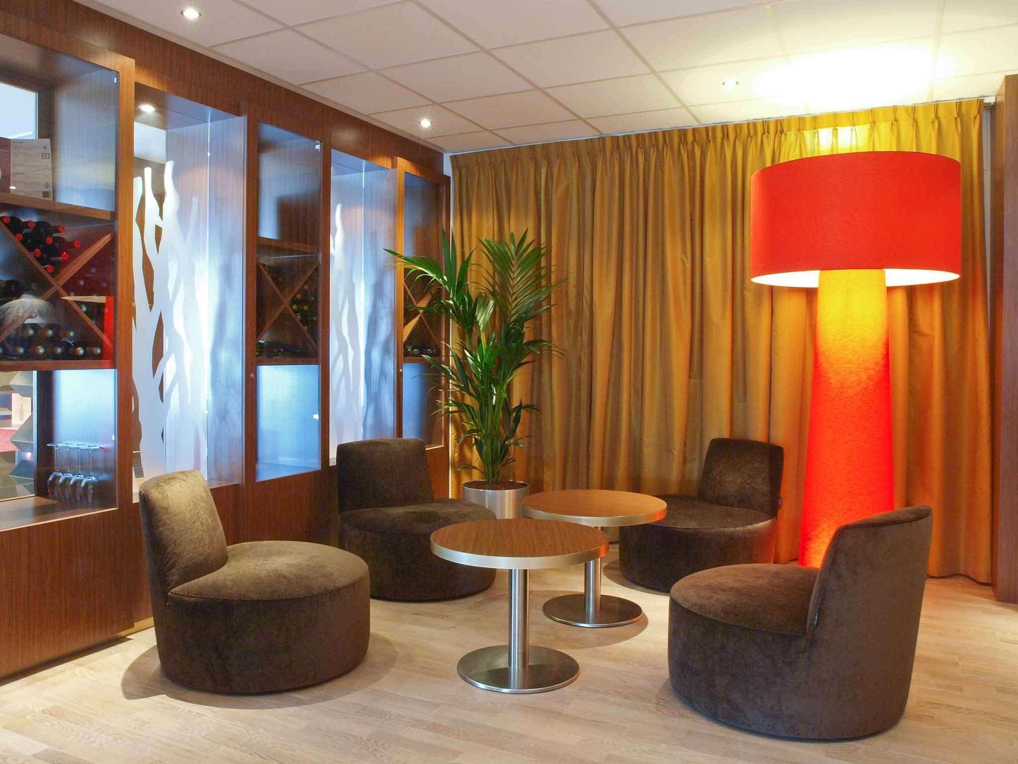 Mercure Hotel Groningen Martiniplaza Exterior photo