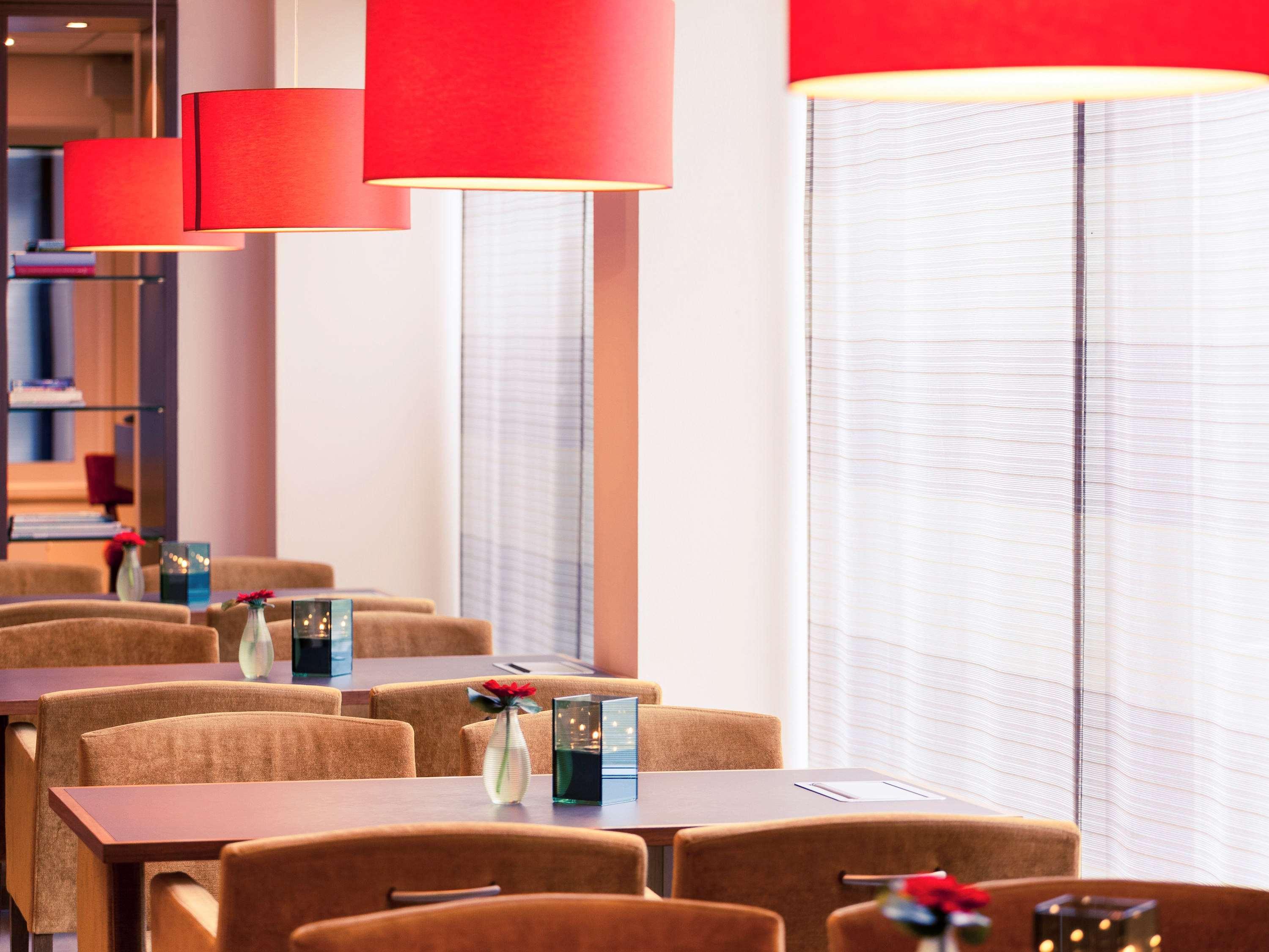 Mercure Hotel Groningen Martiniplaza Exterior photo