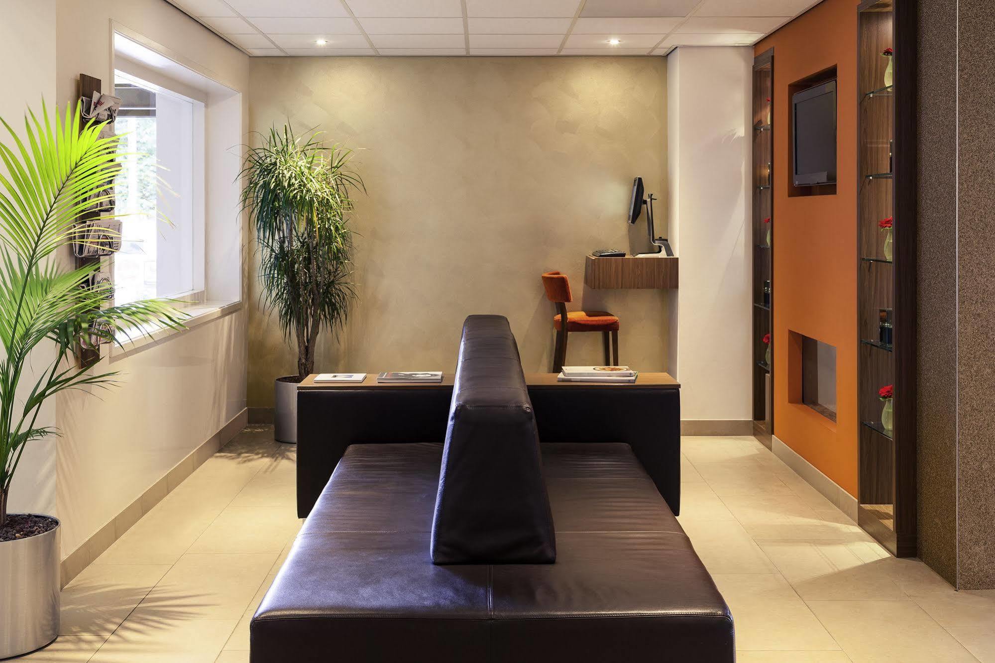 Mercure Hotel Groningen Martiniplaza Exterior photo