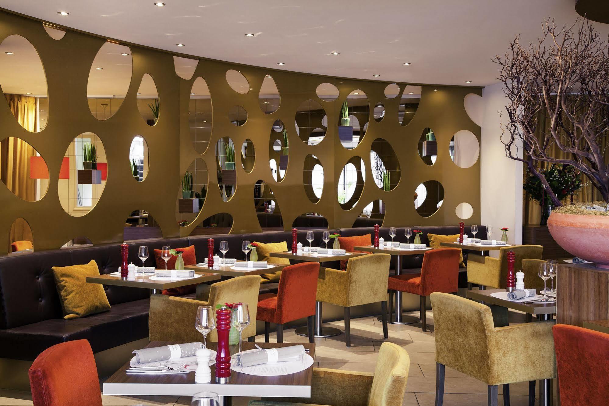 Mercure Hotel Groningen Martiniplaza Exterior photo