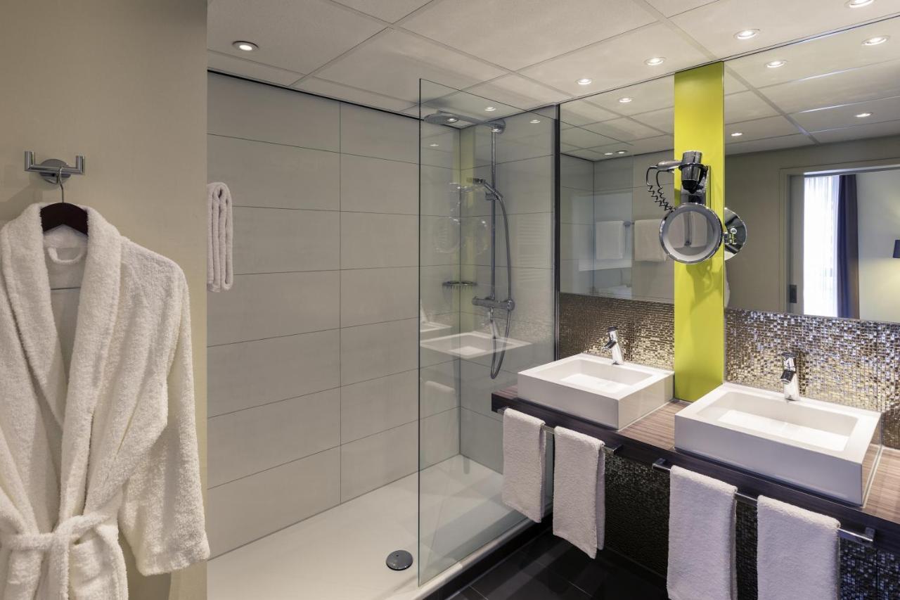 Mercure Hotel Groningen Martiniplaza Room photo